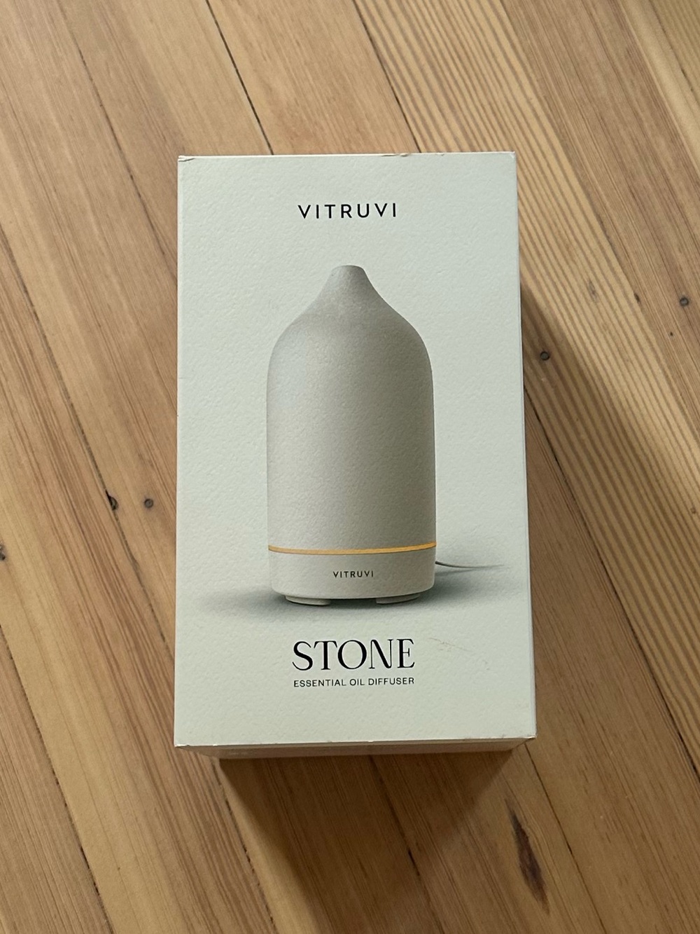 NIB Vitruvi Stone Essential Oil Diffuser – Cream